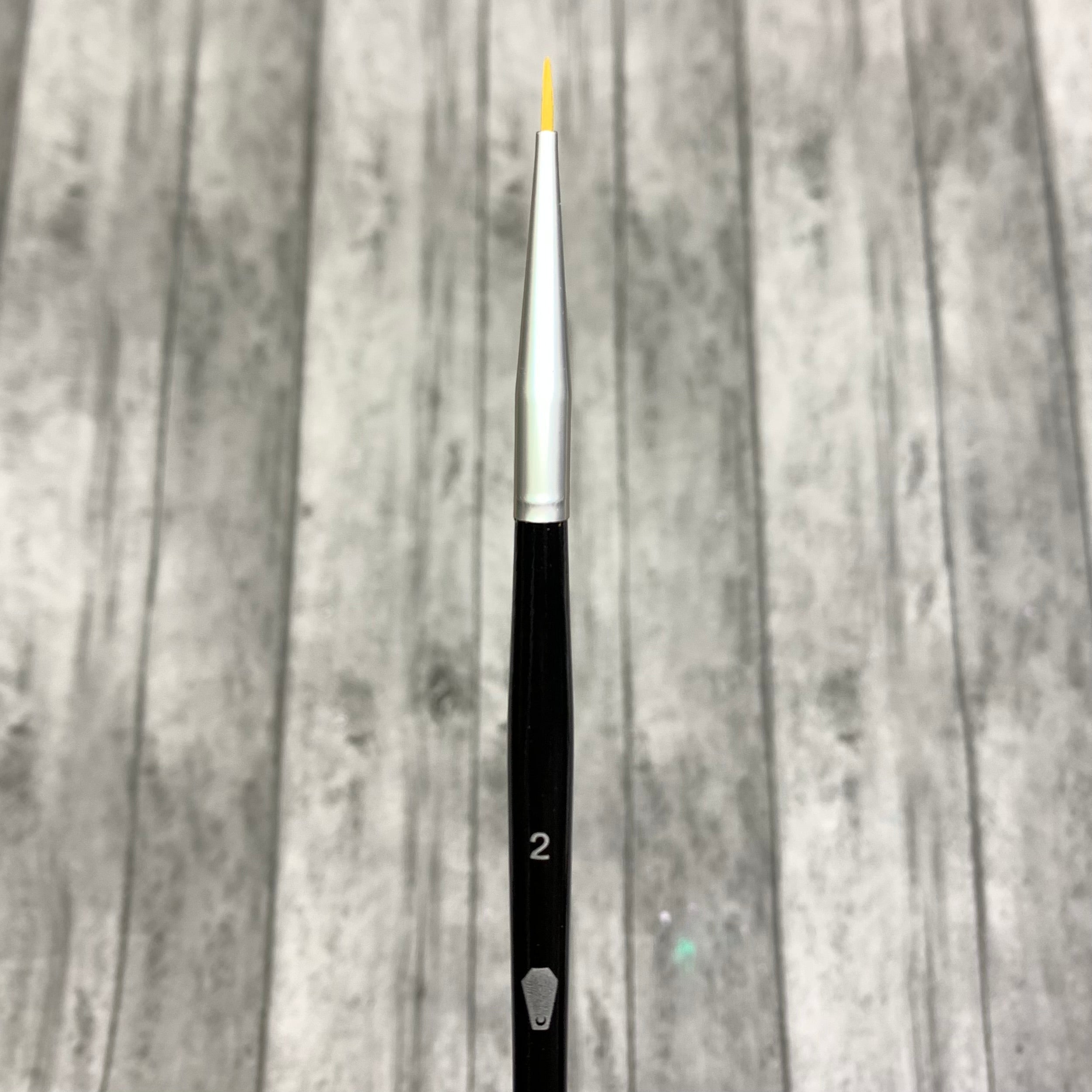 B-Grade Iridescent Eyeliner Brush