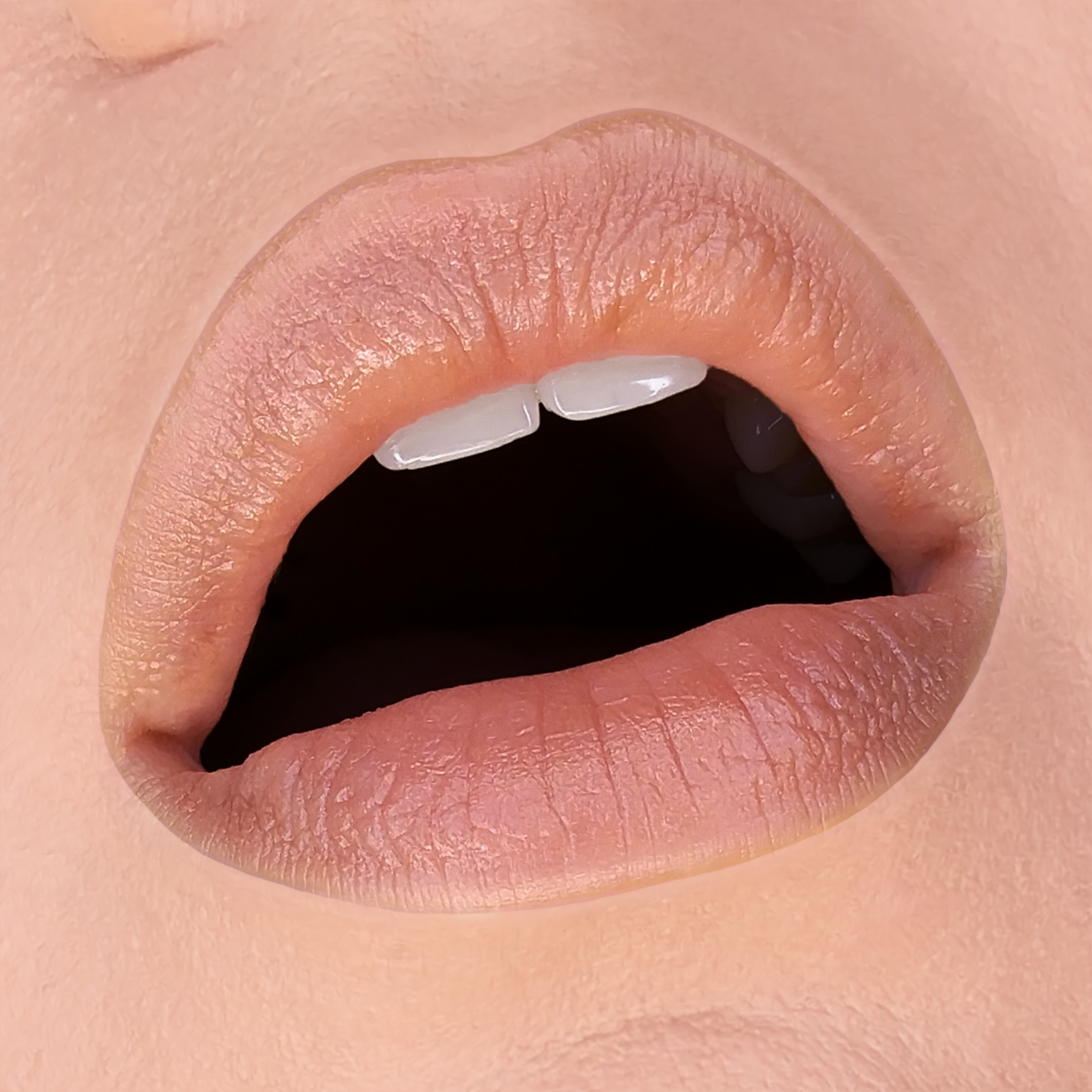 HOLLOWED SEMI-MATTE LIPSTICK - HB 580